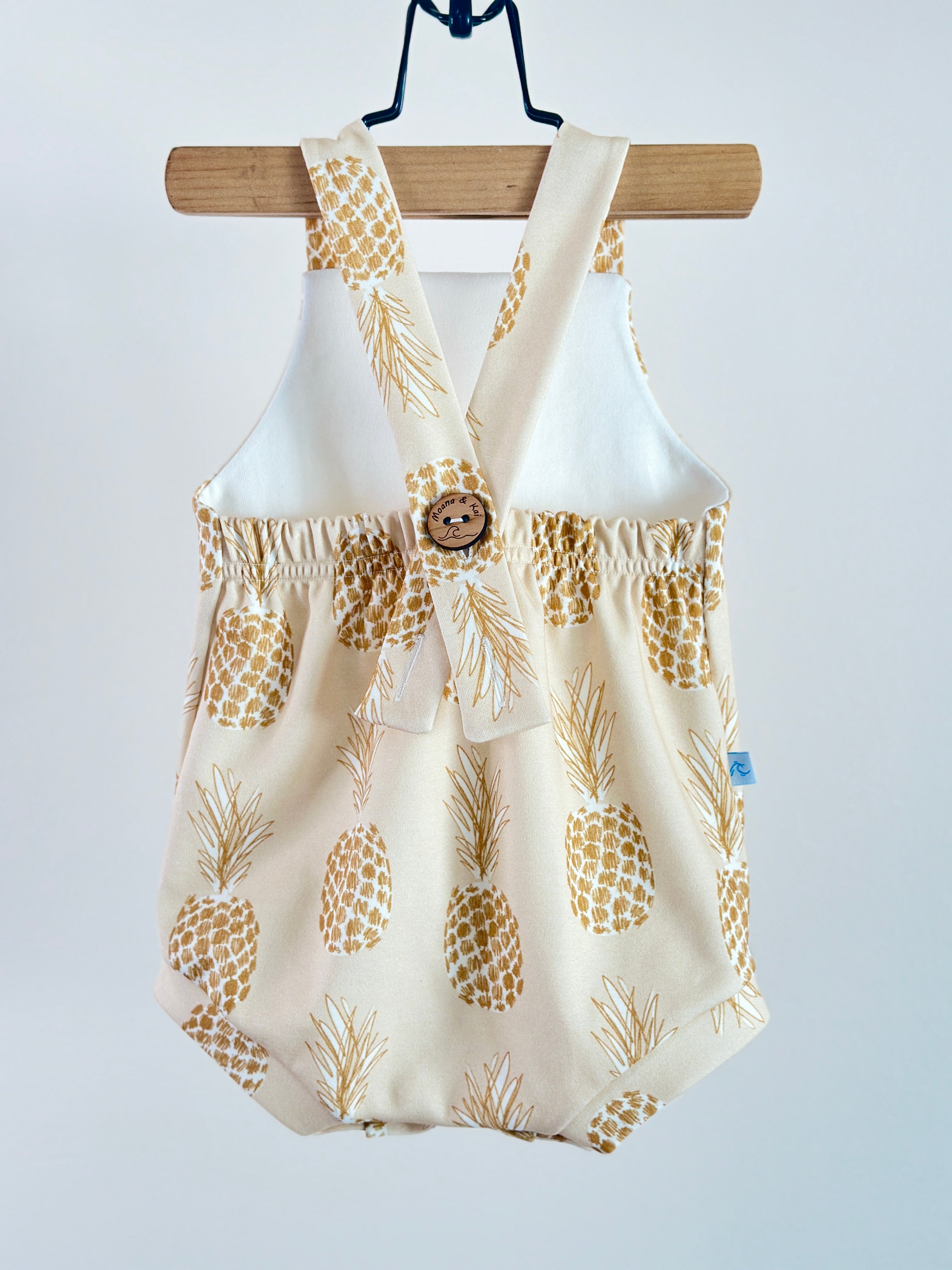 PINEAPPLE OCEAN ROMPER Ocean Romper Moana & Kai   