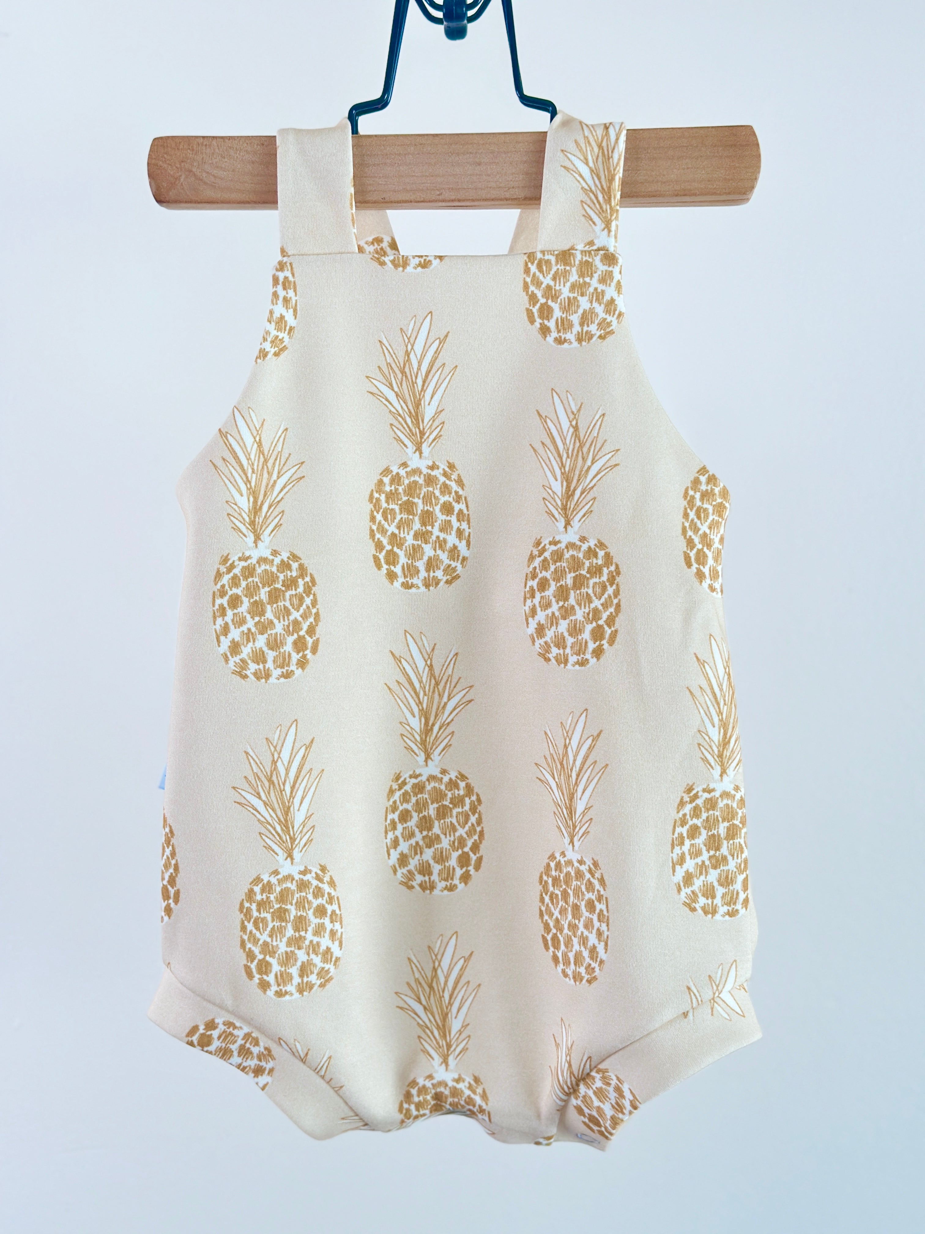 PINEAPPLE OCEAN ROMPER Ocean Romper Moana & Kai   