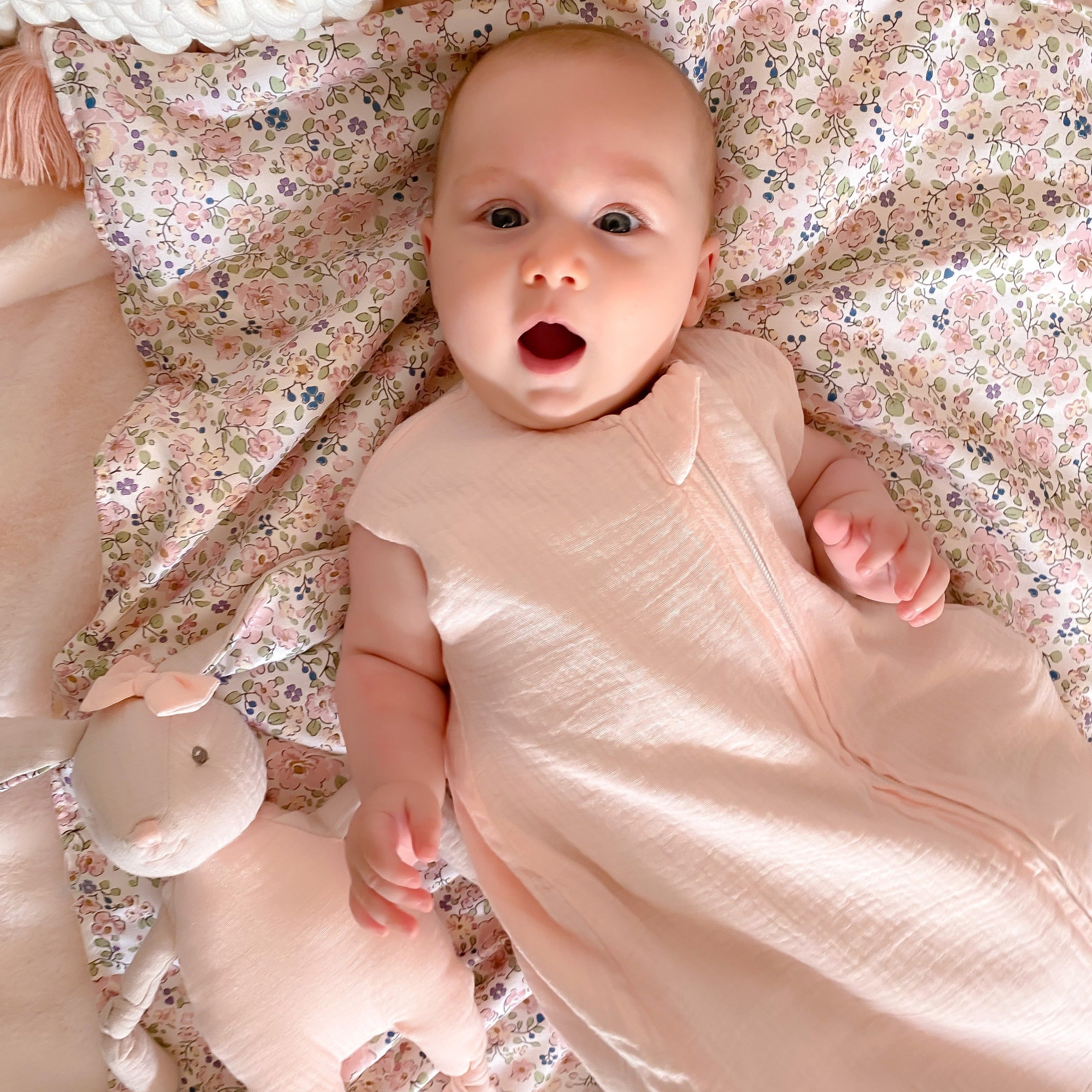 BLUSH MUSLIN SLEEP SACK AND BUNNY PADDED HANGER Clothes MON AMI   