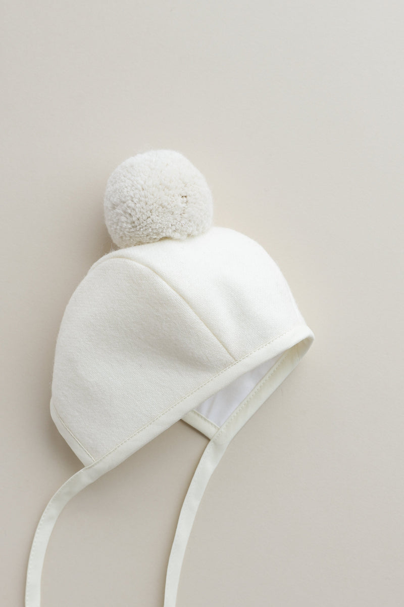 Ivory Pom Bonnet Cotton-Lined