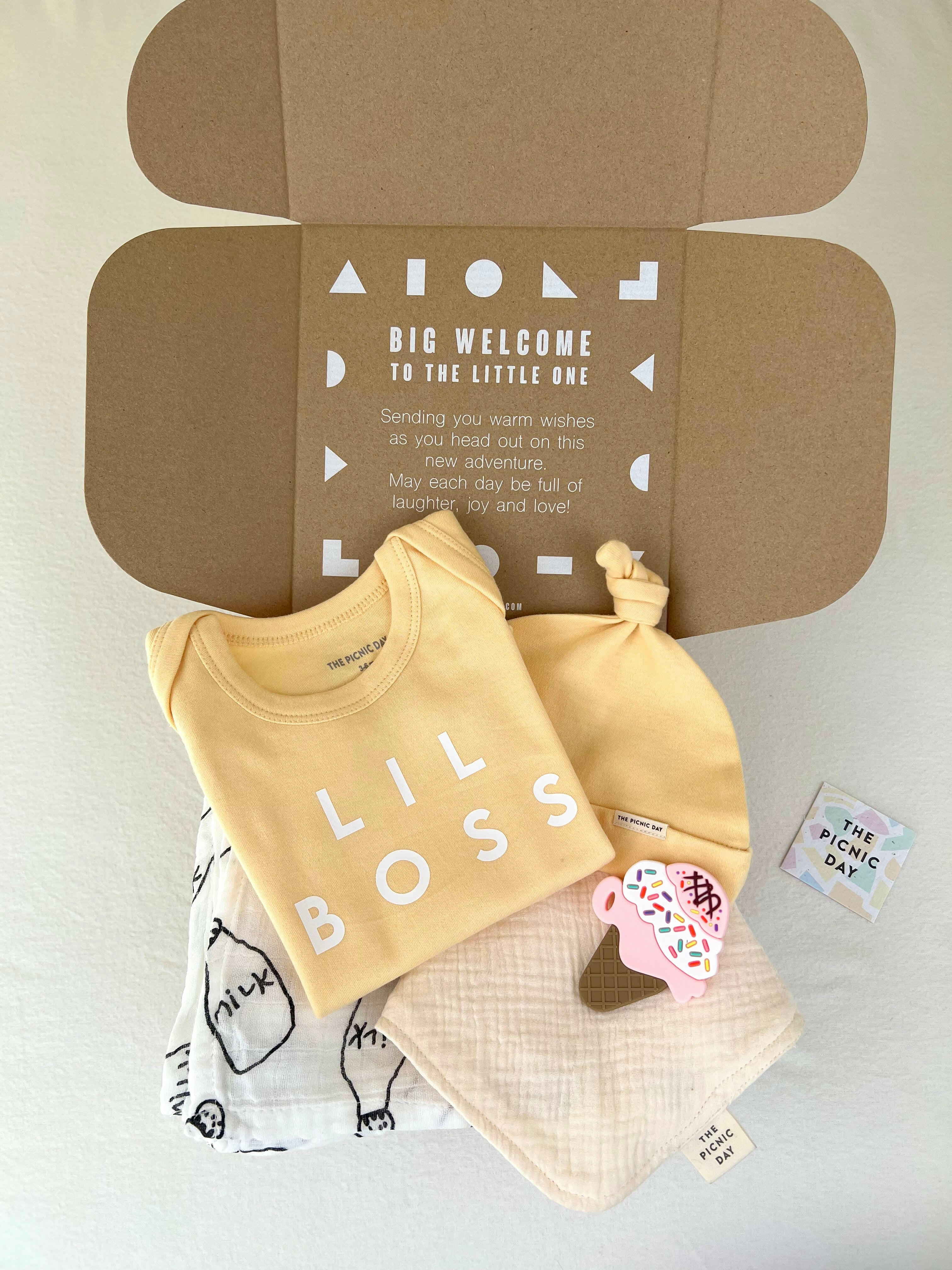 Lil Boss Organic Baby Gift Bundle Lemon Yellow Baby Gift Sets The picnic day   
