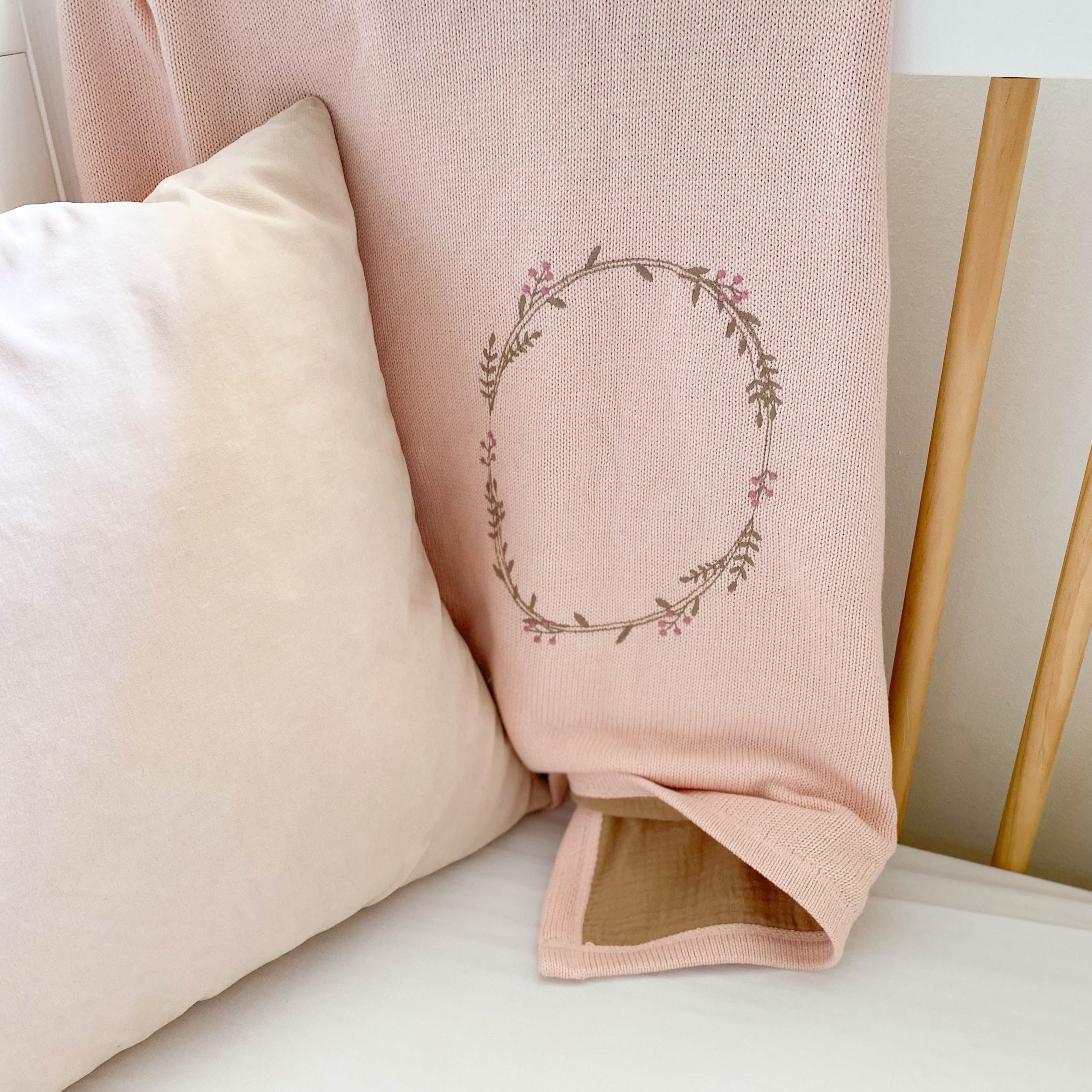 WREATH EMBR. DOUBLE SIDED BLANKET - PINK Blanket MON AMI   