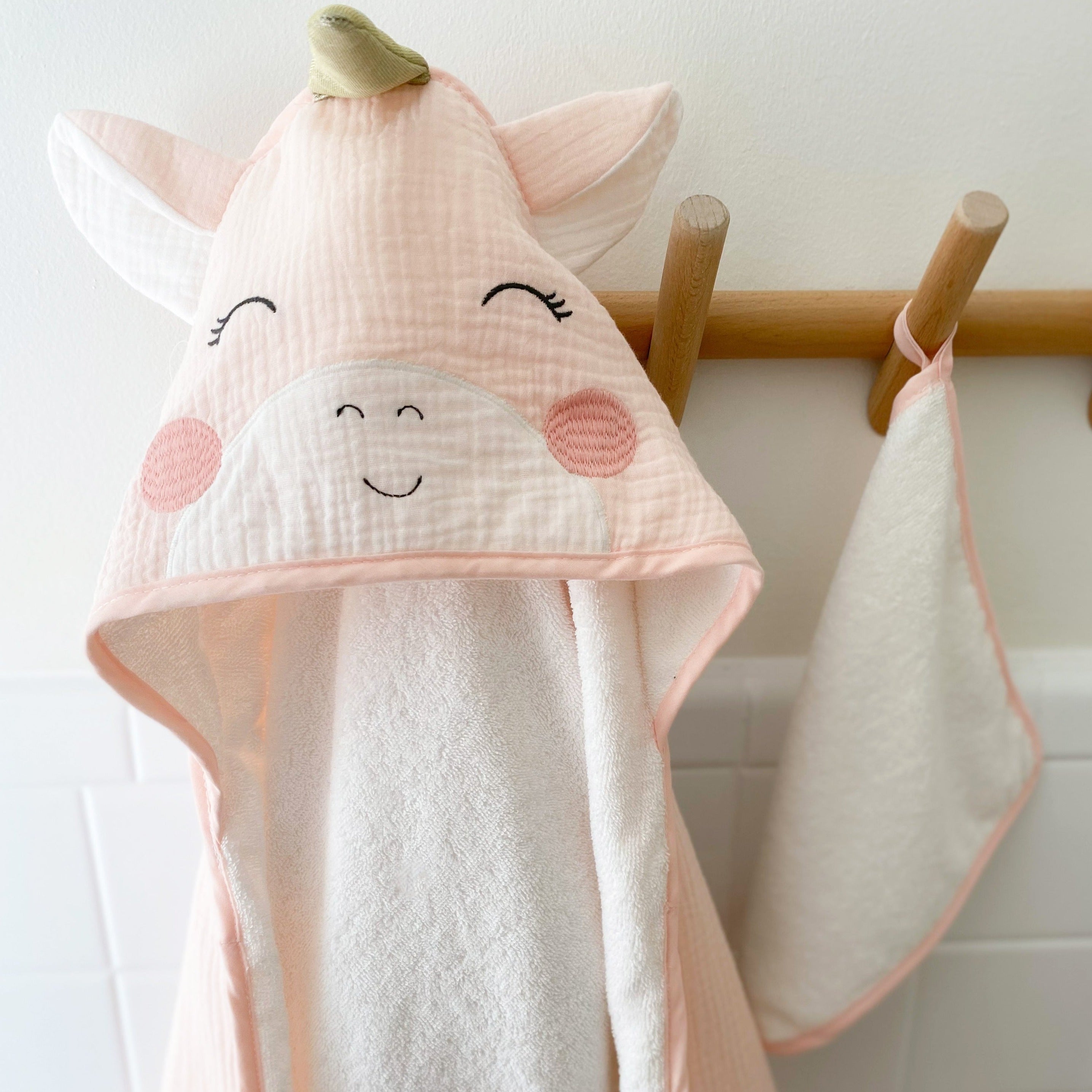 PETIT UNICORN TOWEL AND WASHCLOTH SET Hooded Bath Wraps MON AMI   