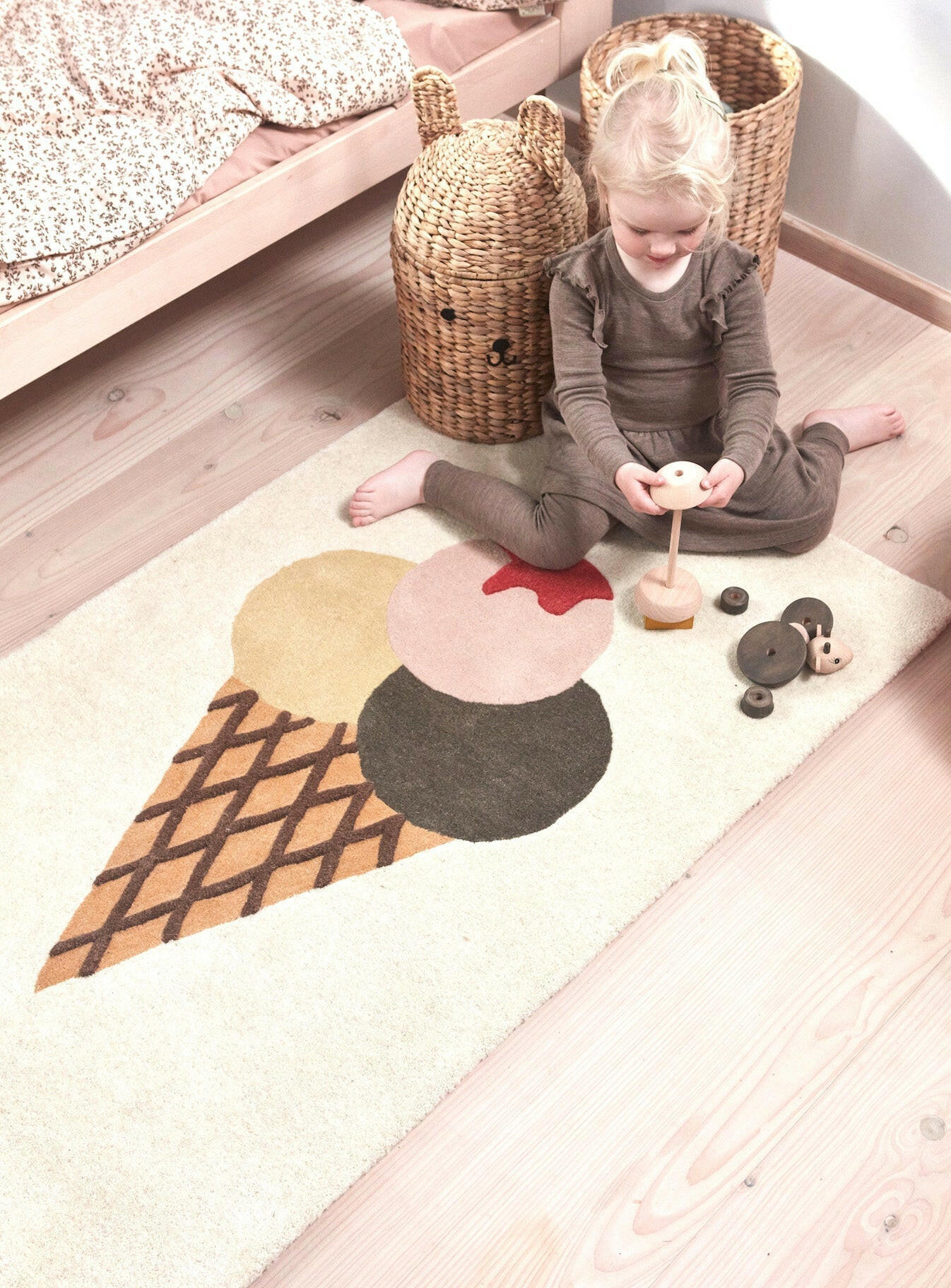 Ice Cream Tufted Rug  OYOY   