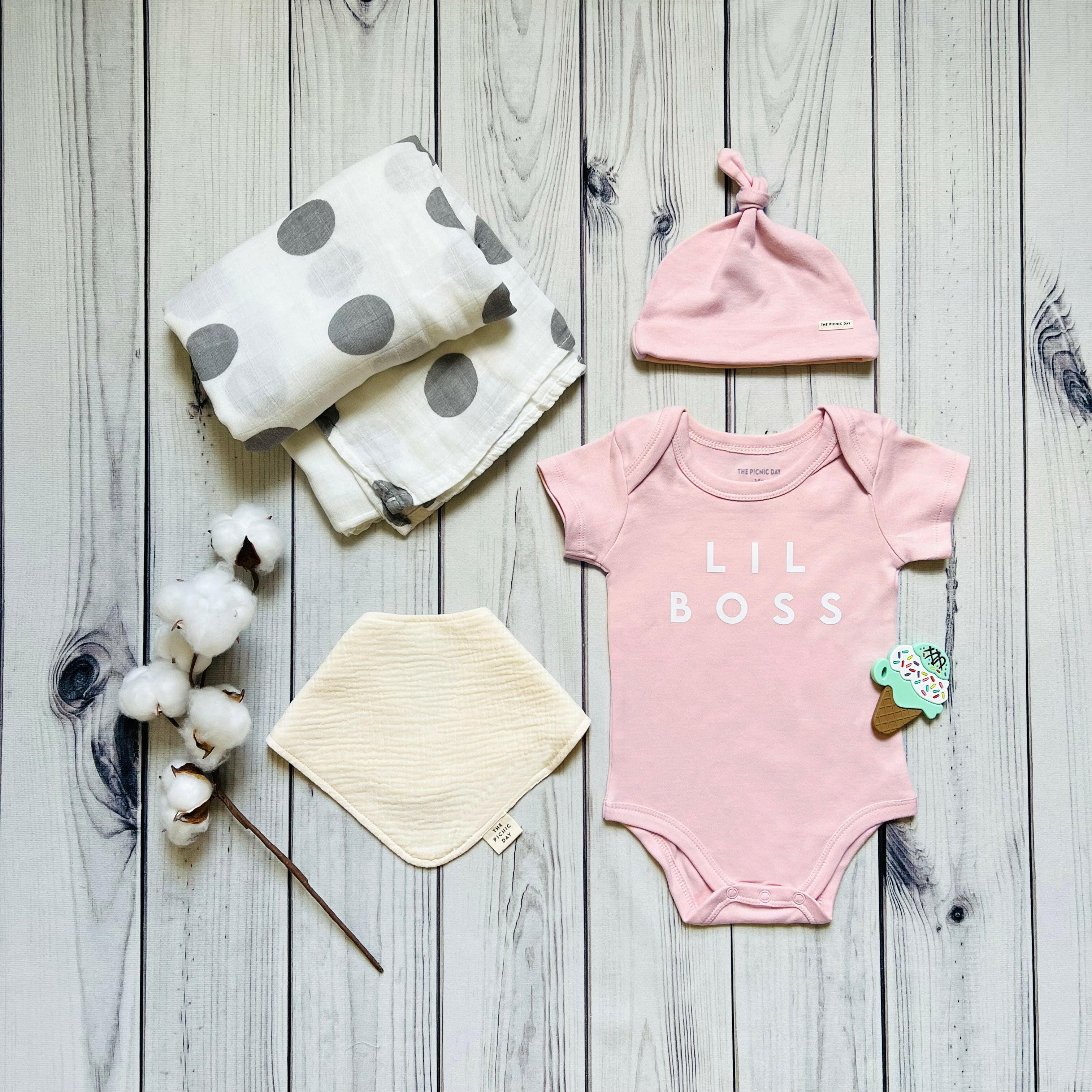 Lil Boss Organic Baby Gift Bundle Baby Pink Baby Gift Sets The picnic day   
