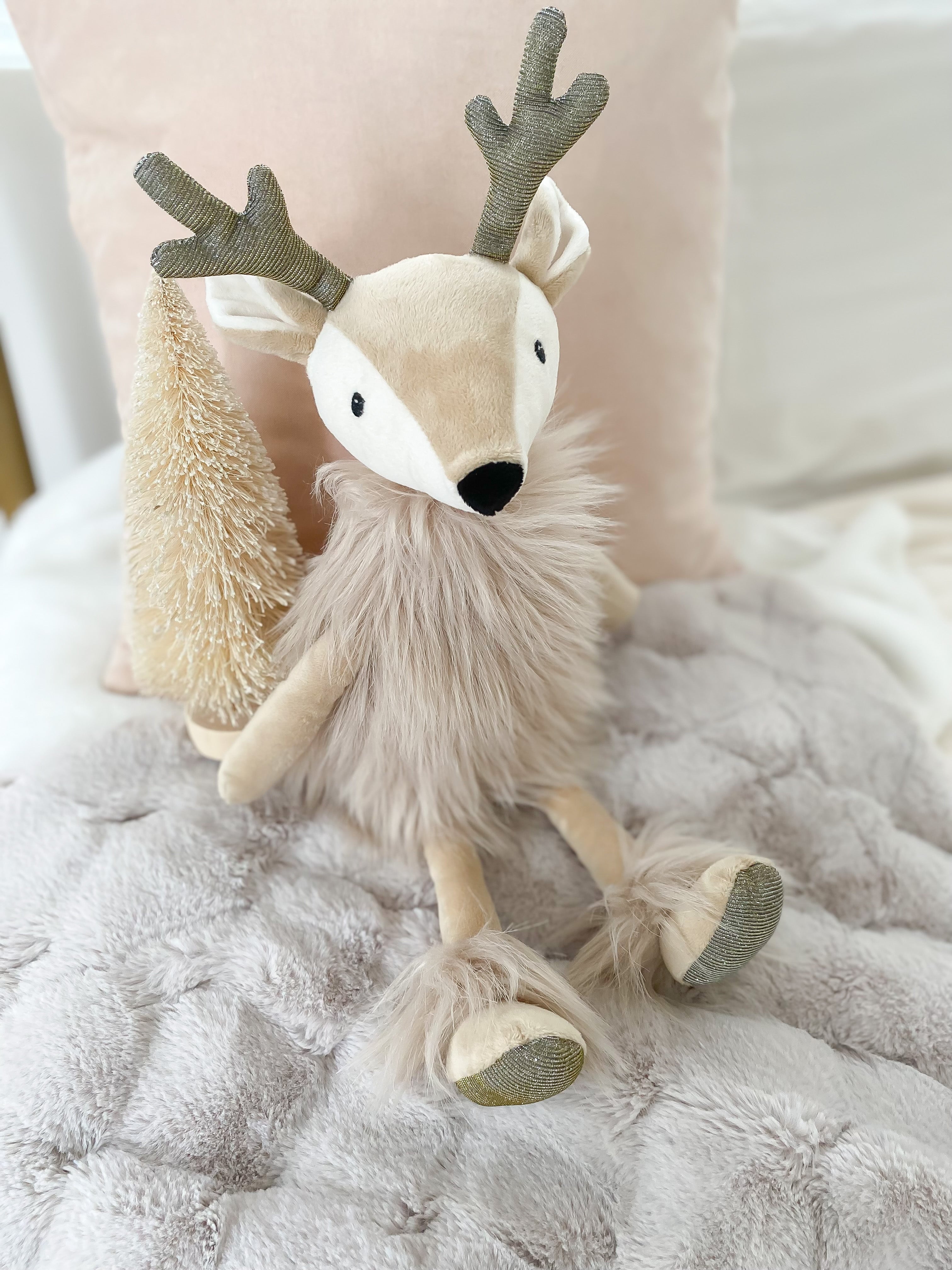 Ivey the Reindeer Doll Stuffed Toy MON AMI   