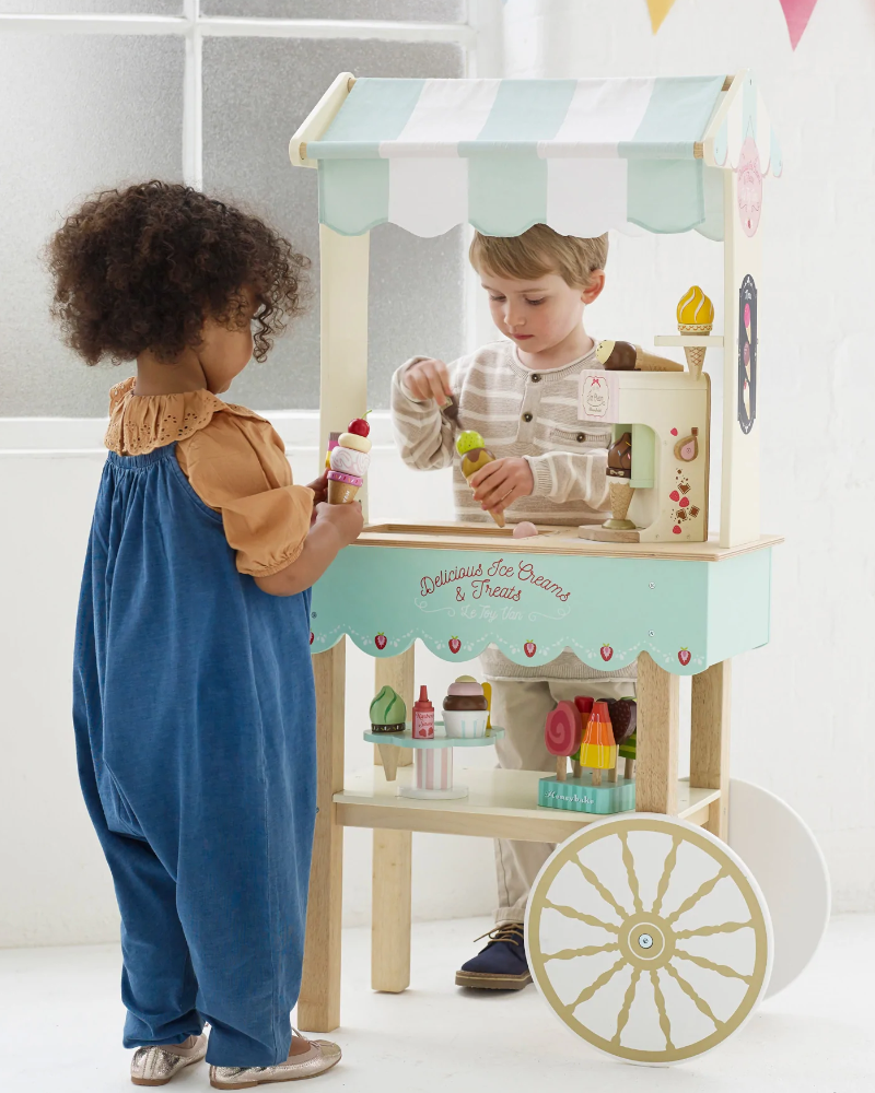 Le Toy Van Ice Cream Machine Pretend Play Le Toy Van   