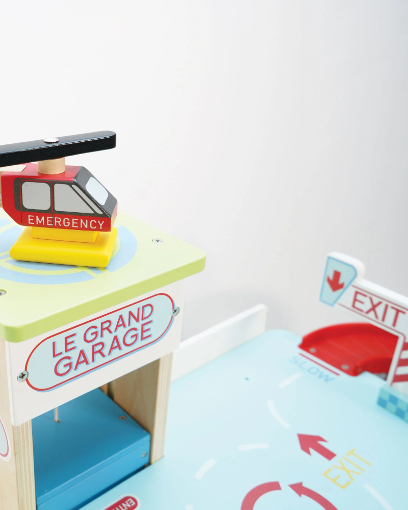 Le Toy Van Le Grand Garage Wooden Toys Le Toy Van   