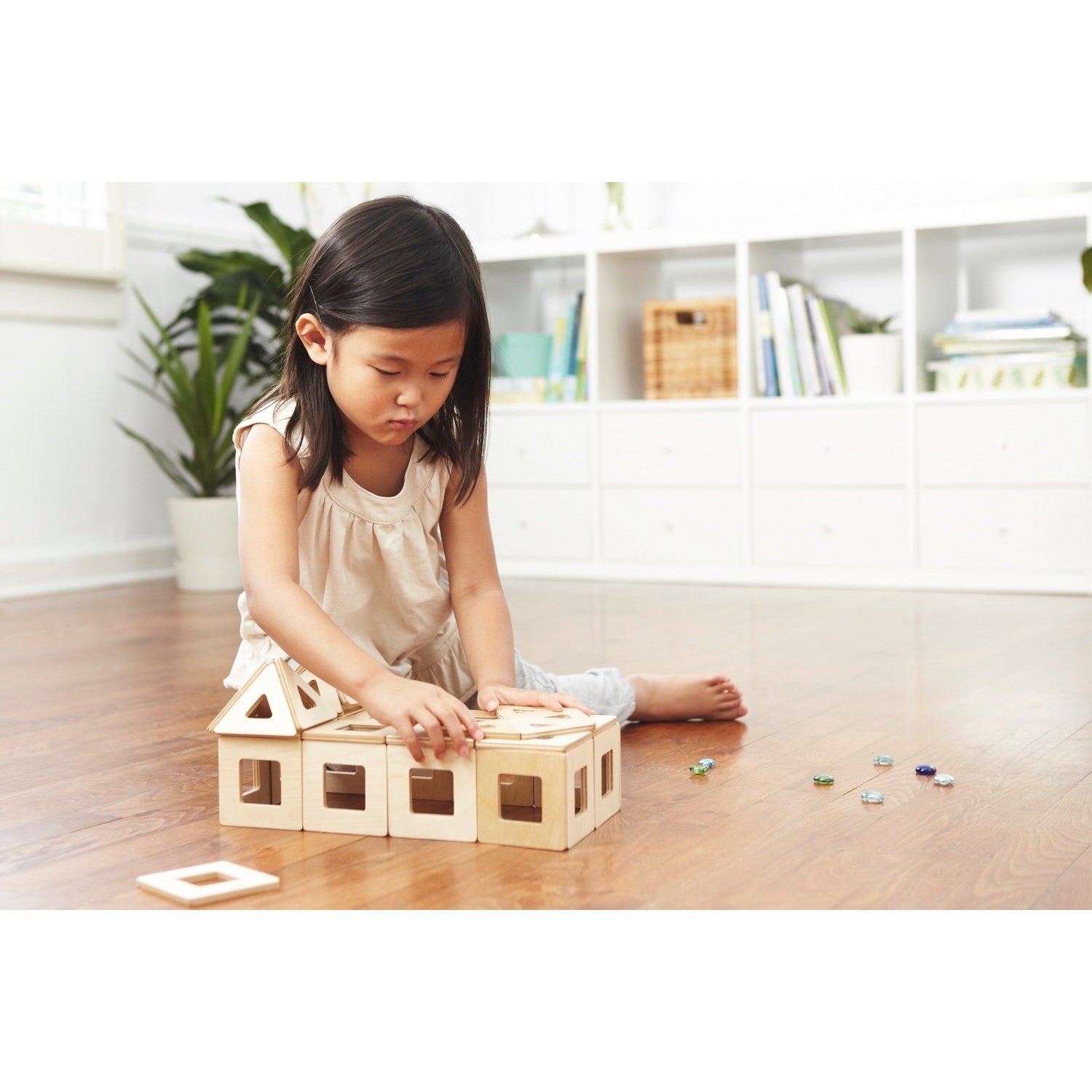 Earth Tiles - Wooden Magnetic Tiles - Natural Birch Magnetic Block Big Future Toys   