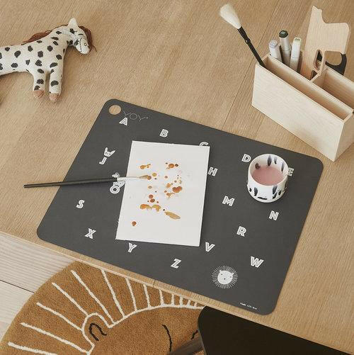 Placemat Alphabet - Anthracite Feeding OYOY   