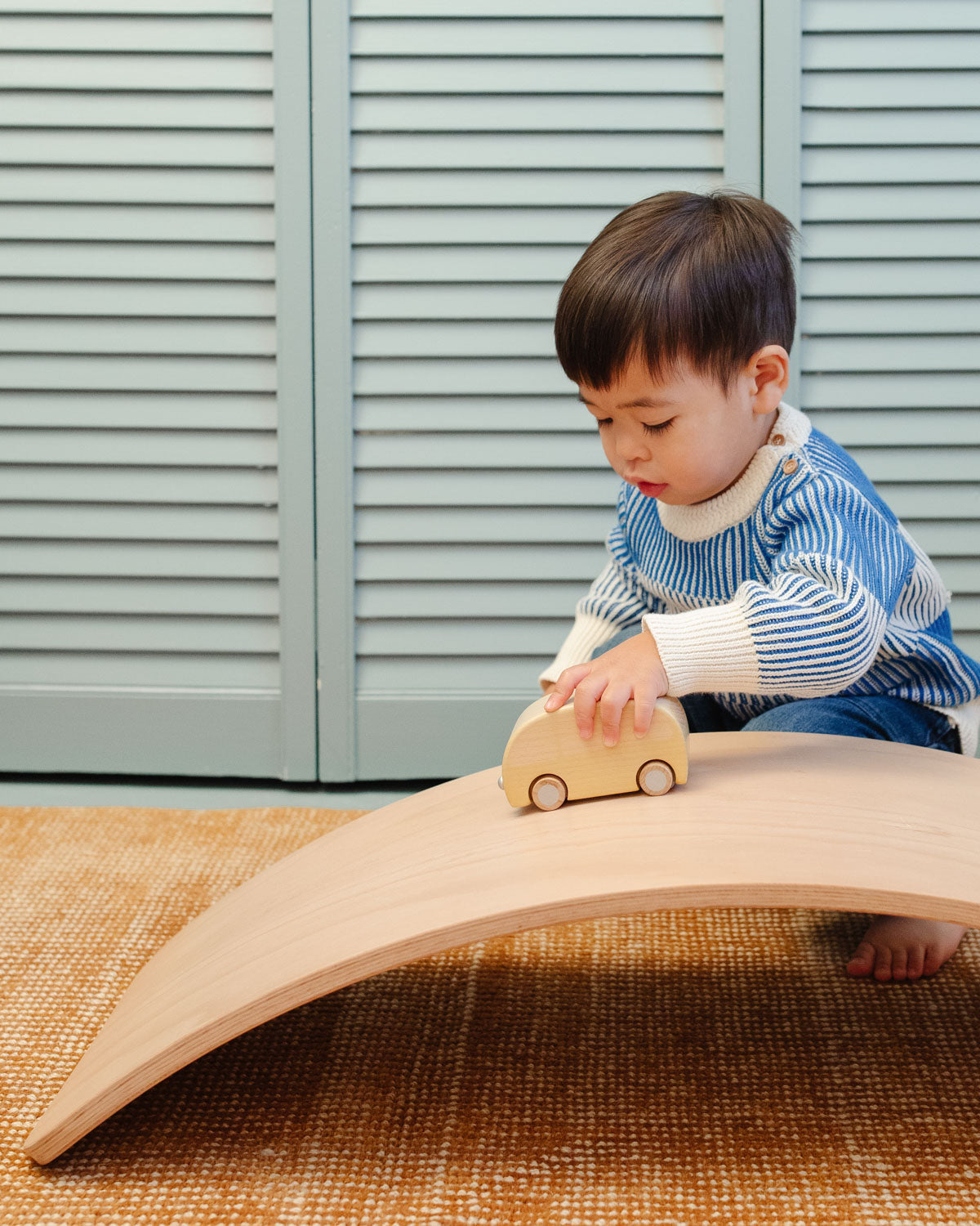 Surfer | Balance Board Playroom Piccalio   