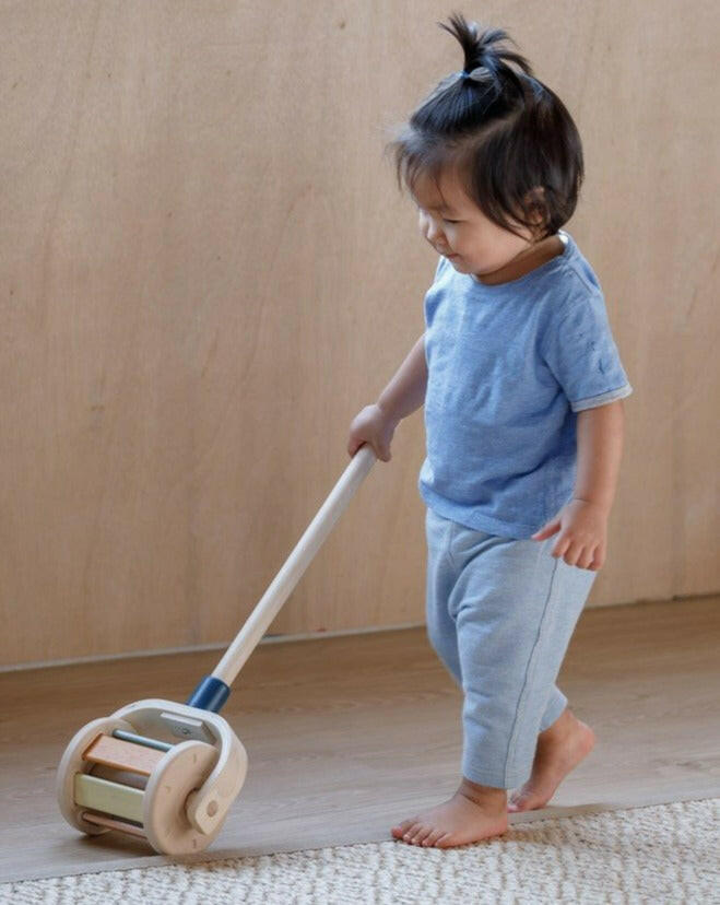 Walk N Roll Kids Toys PlanToys   