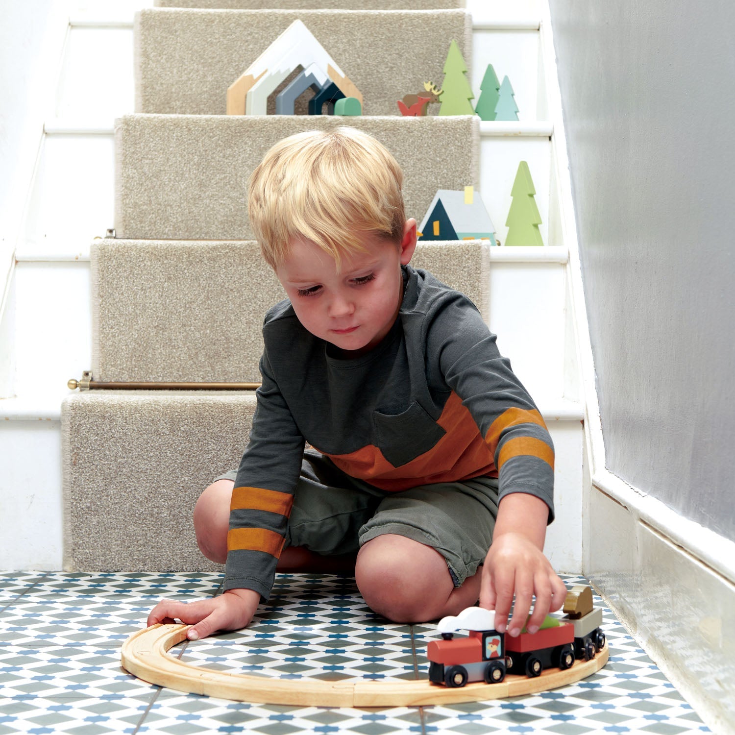 Treetops Train Set  Tender Leaf   