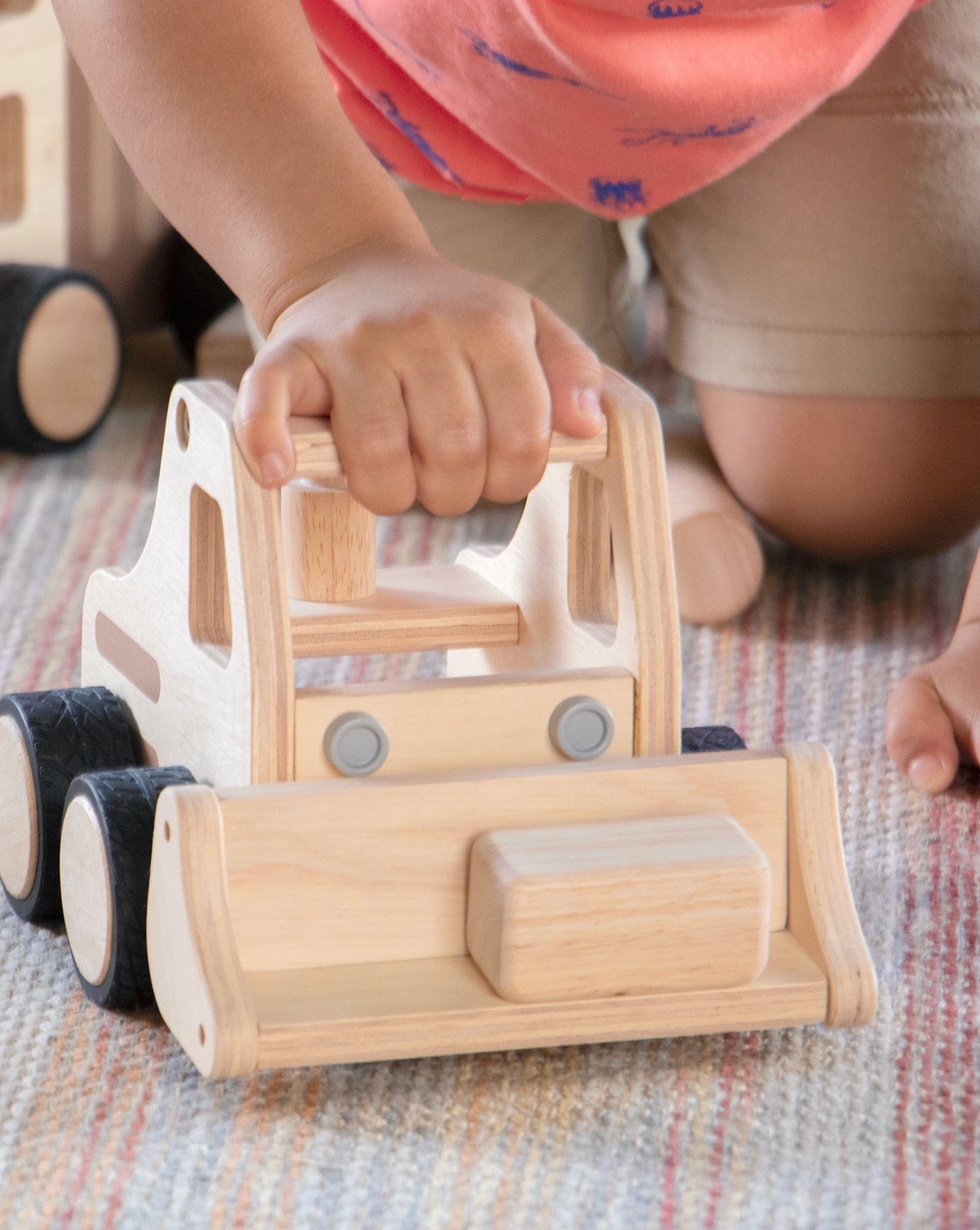 Wooden Front Loader Cars Guidecraft   