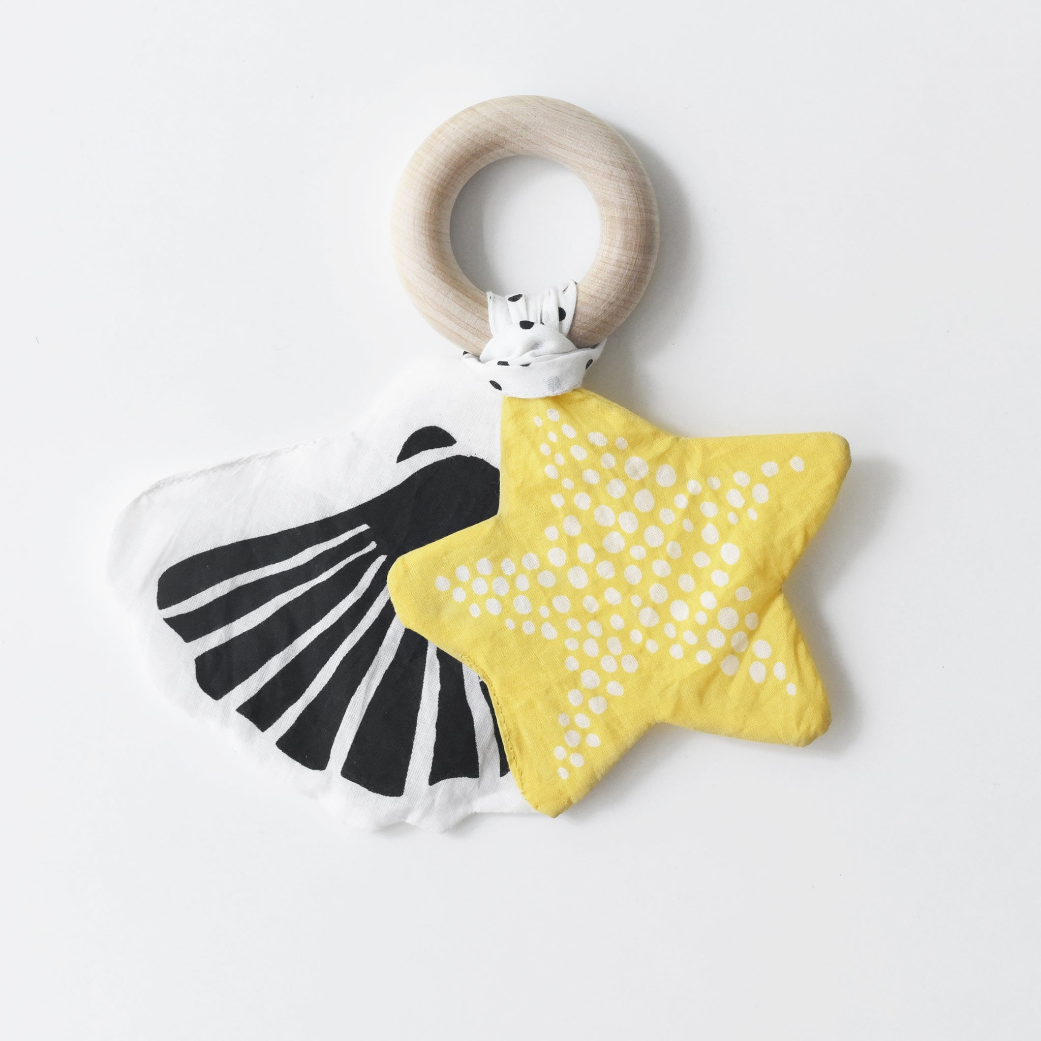 Crinkle Teether - Starfish Teethers Wee Gallery   