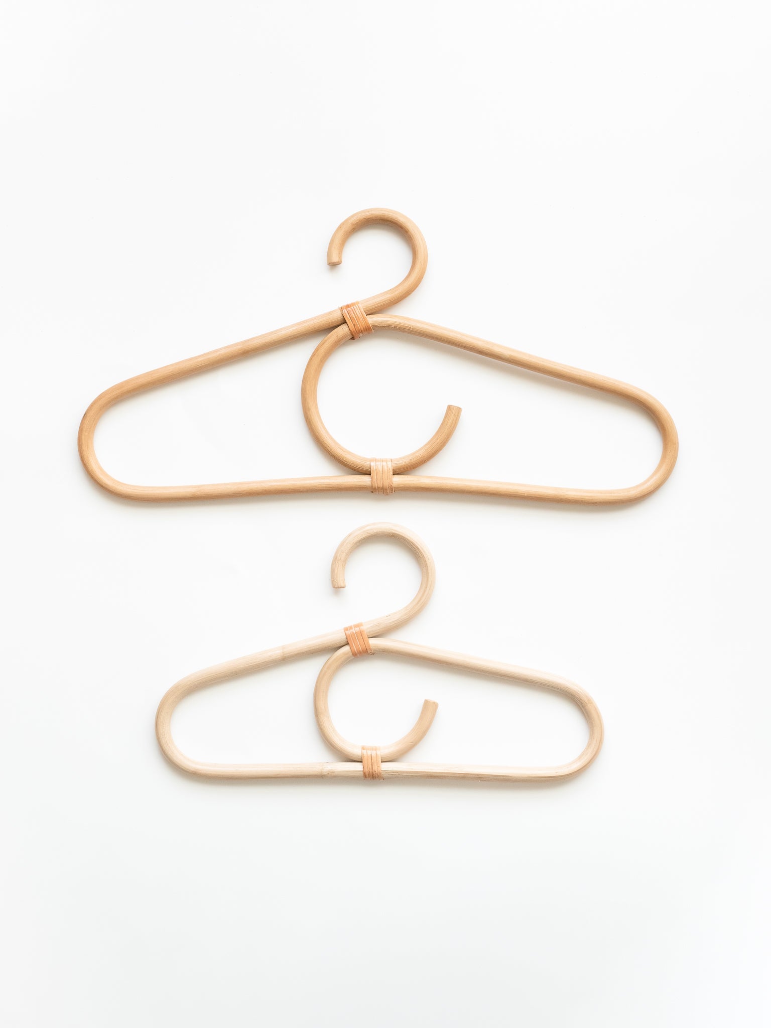 Rattan Full Sized Hangers Organization Ellie & Becks Co.   