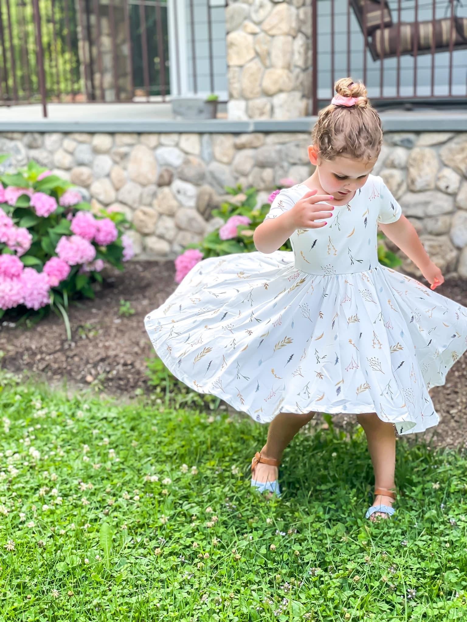 Classic Twirl in Dried Floral Apparel & Accessories Ollie Jay   