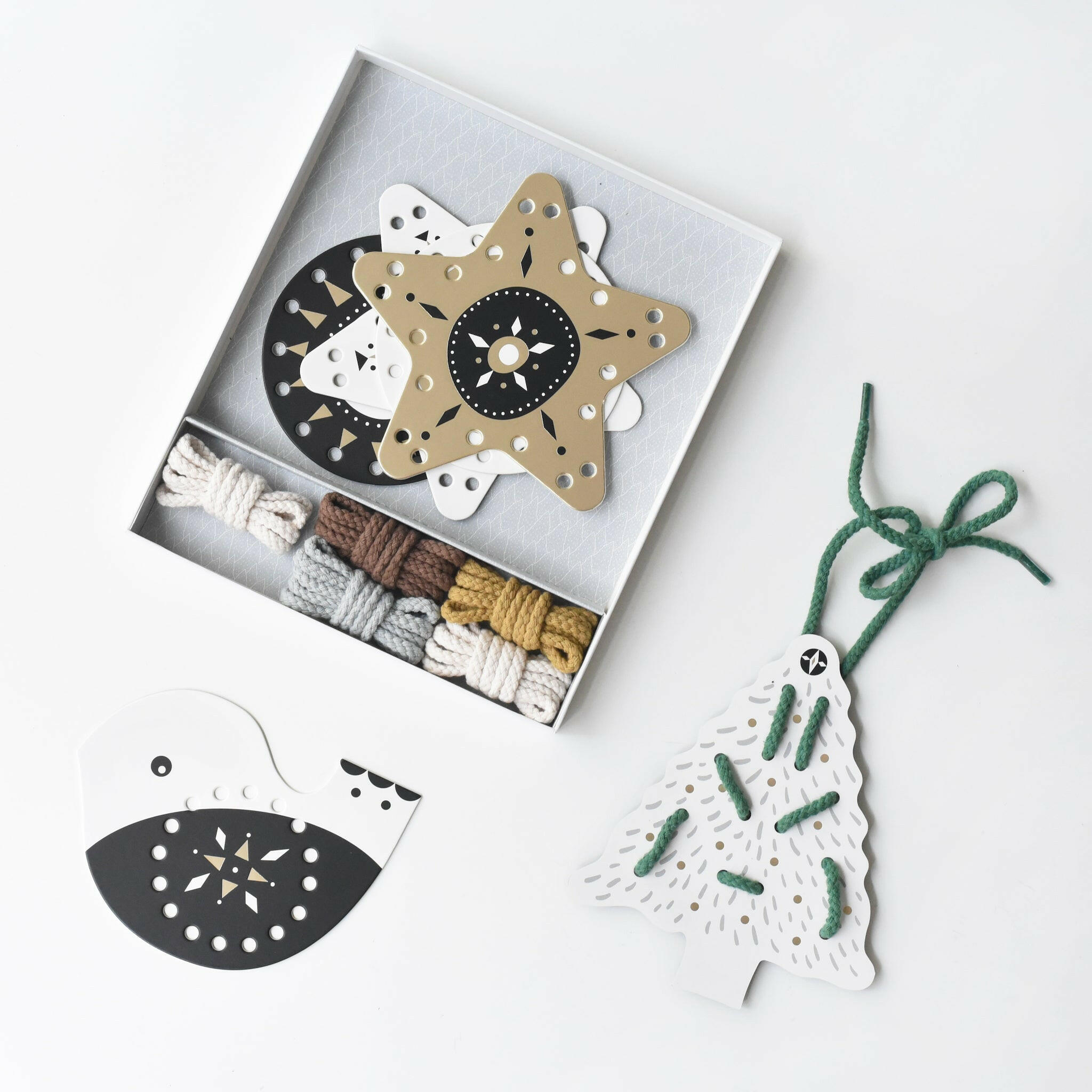Festive Fun Lacing Ornaments Christmas Wee Gallery   