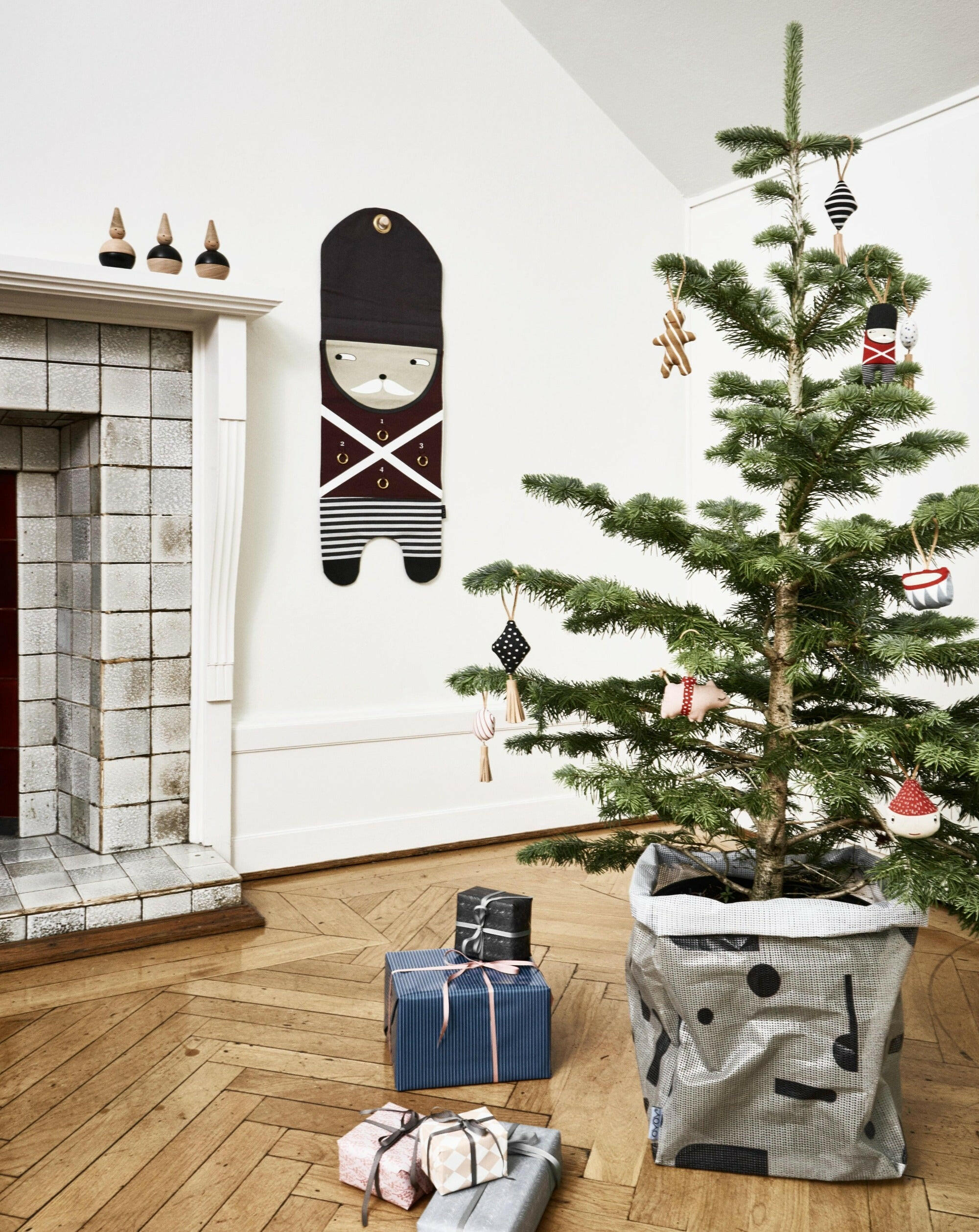 Christmas Guard Advent Calendar  OYOY   