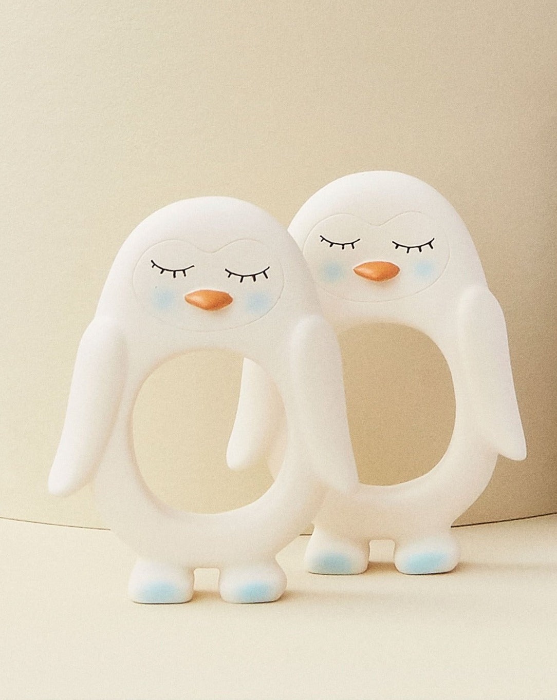 Penguin Baby Teether White Baby Essentials OYOY   