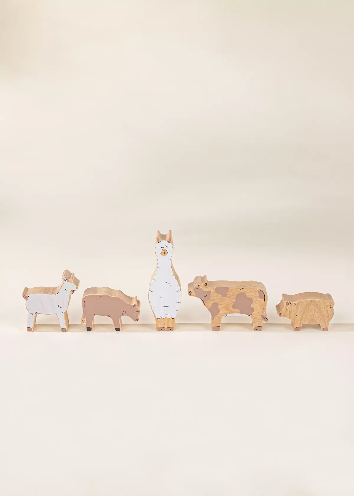 Set of 5 Barn Animals on Wooden Plate Animal Figures Coco Village   