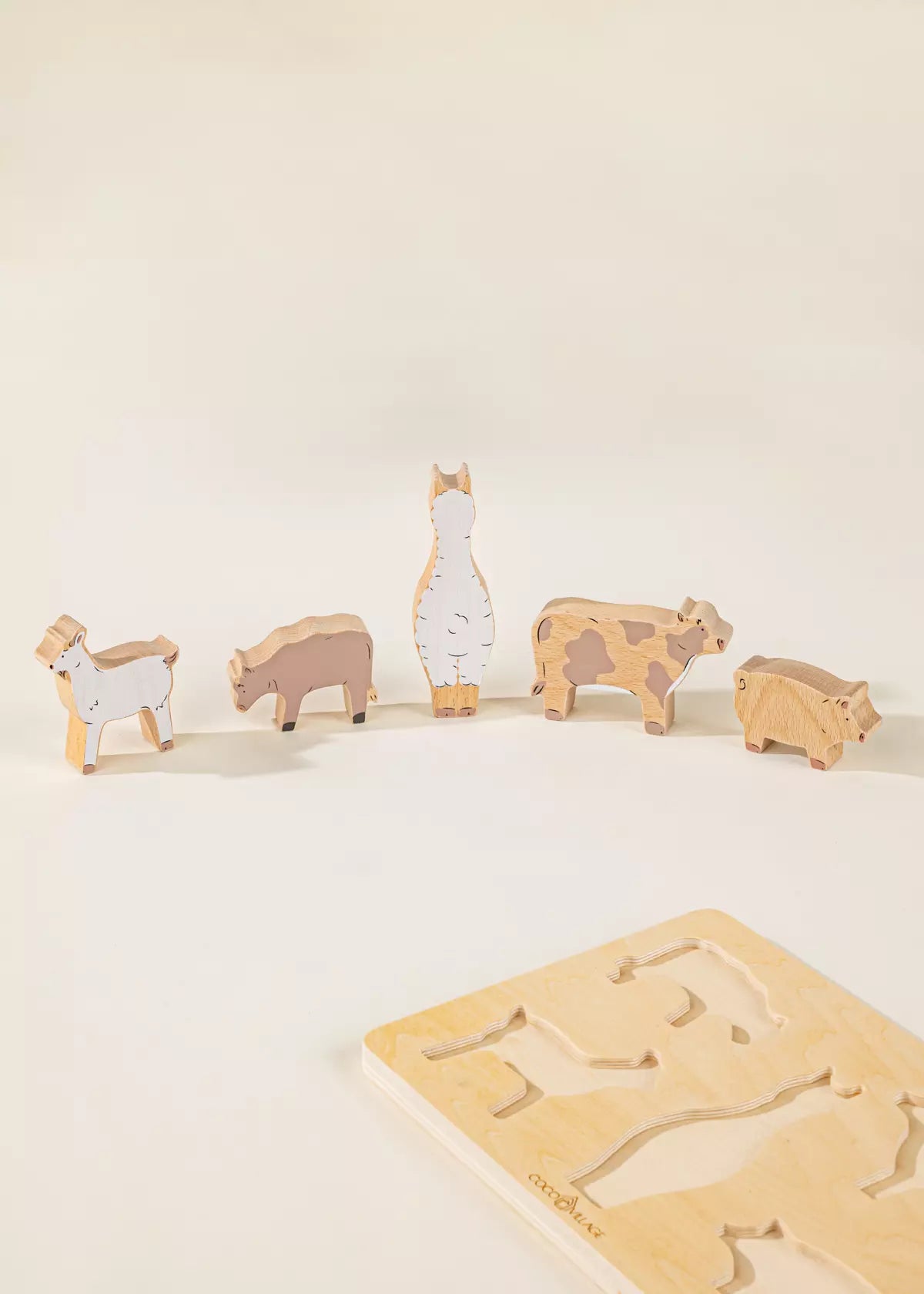 Set of 5 Barn Animals on Wooden Plate Animal Figures Coco Village   