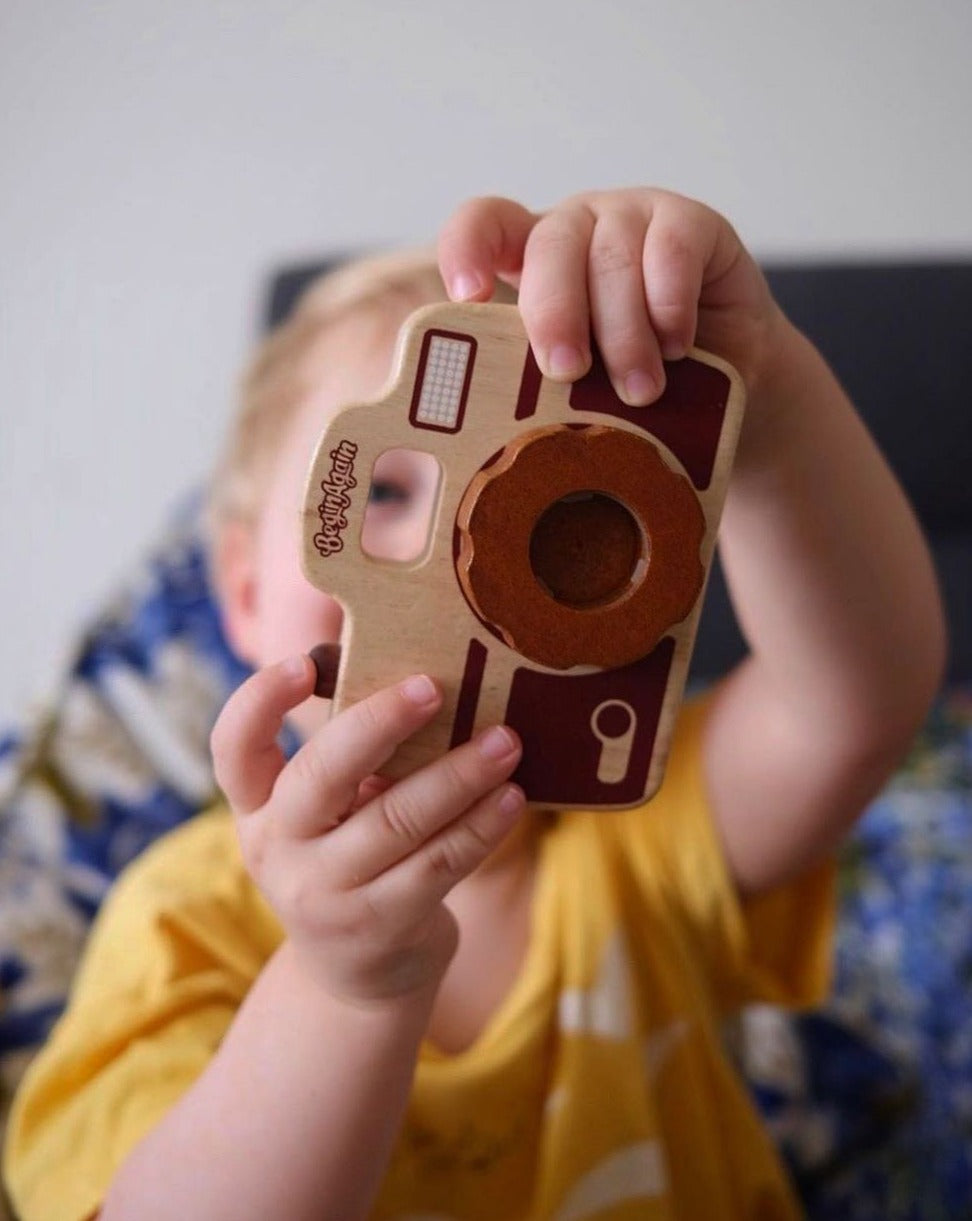 Shutter Bug Camera Wooden Toys BeginAgain   